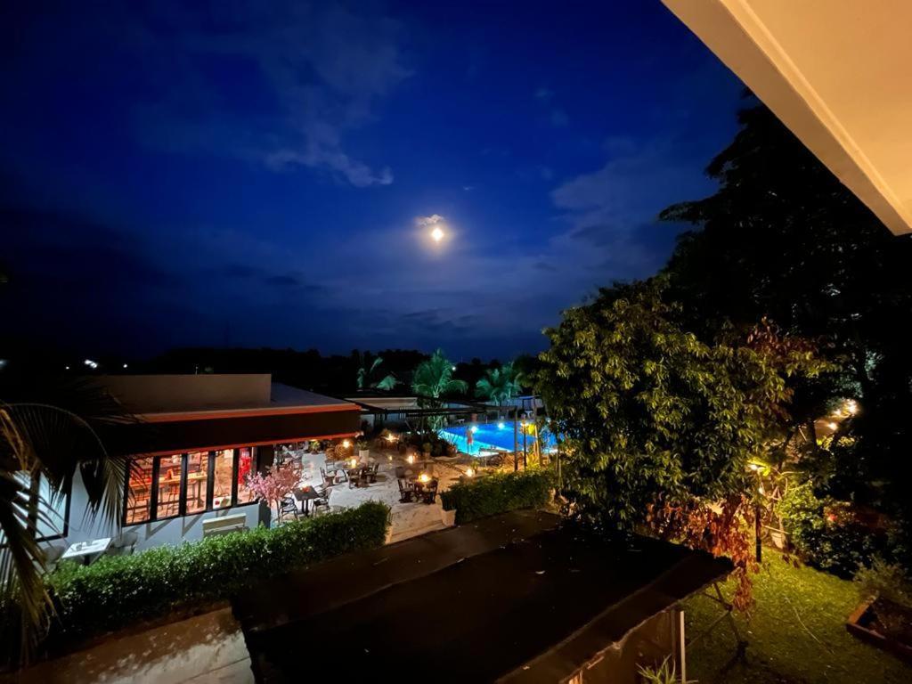 Sunset Resorts And Bar Ban Nong Chaeng  Exterior photo